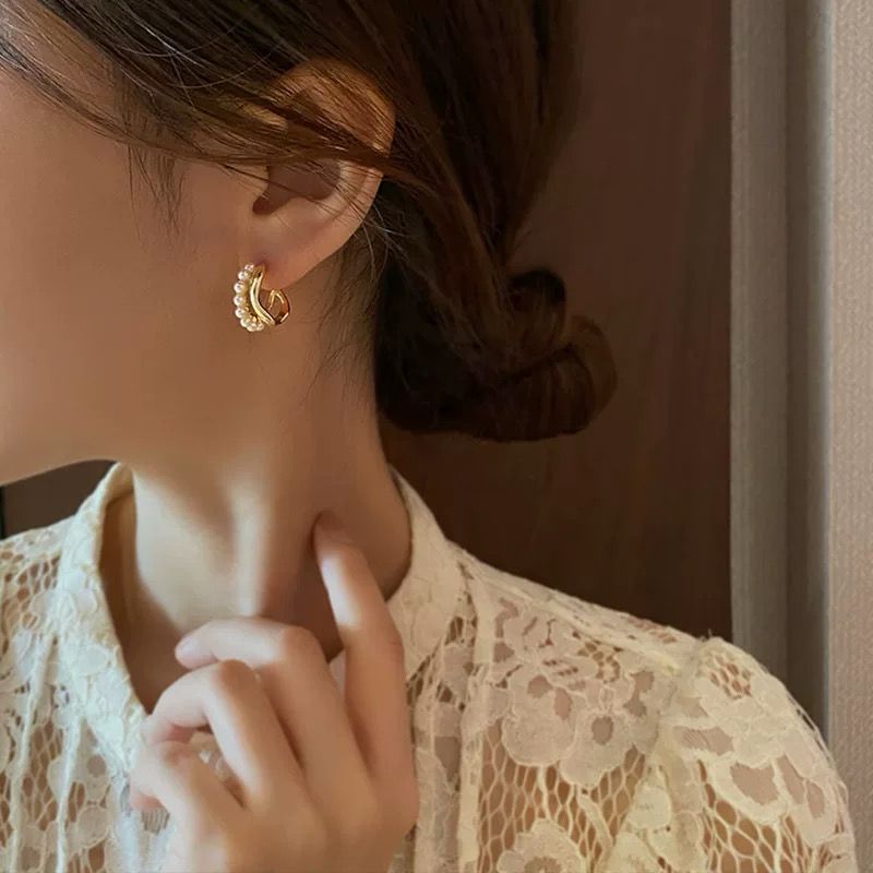 Gold Double-Layer Pearl Micro-Inlaid Earrings