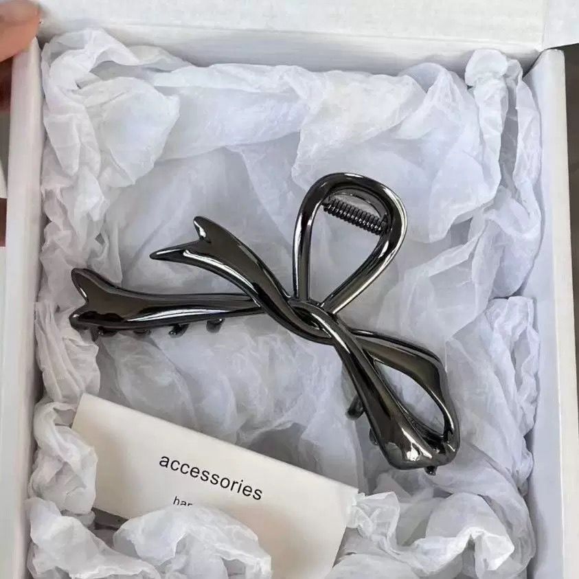 Streamer Bow Hairpin