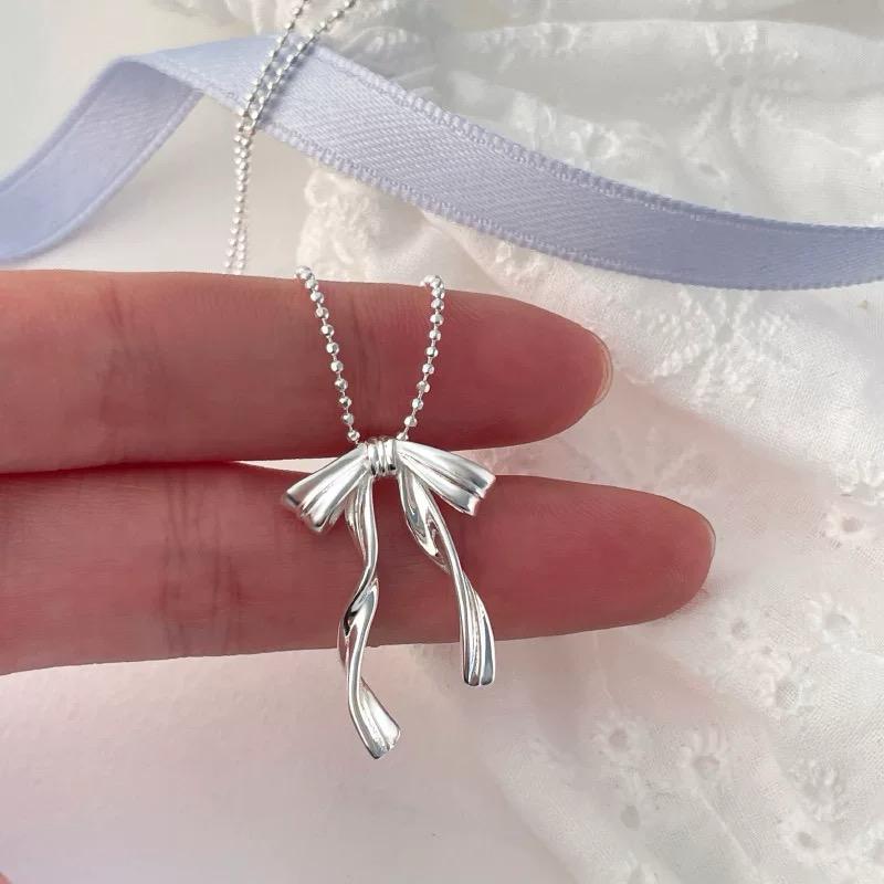 Sweet Ribbon Bow Pendent
