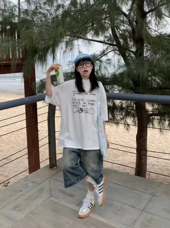 Uni Pandaa Vintage Fade Denim Jorts