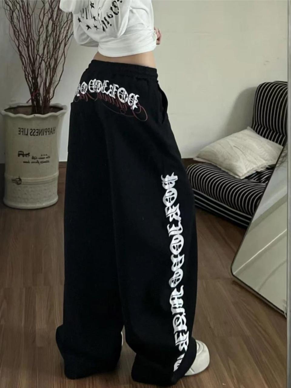 Uni Pandaa Shadow Script Oversized Black Wide Leg Sweatpants