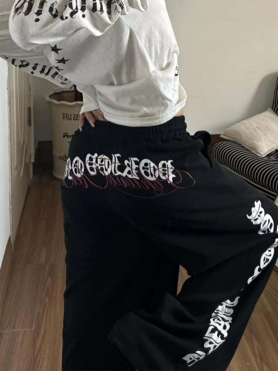 Uni Pandaa Shadow Script Oversized Black Wide Leg Sweatpants