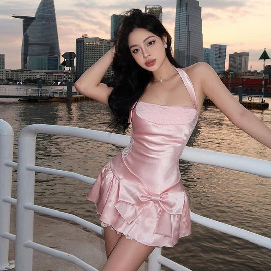 Sweet Pink Sleeveless Halter Dress