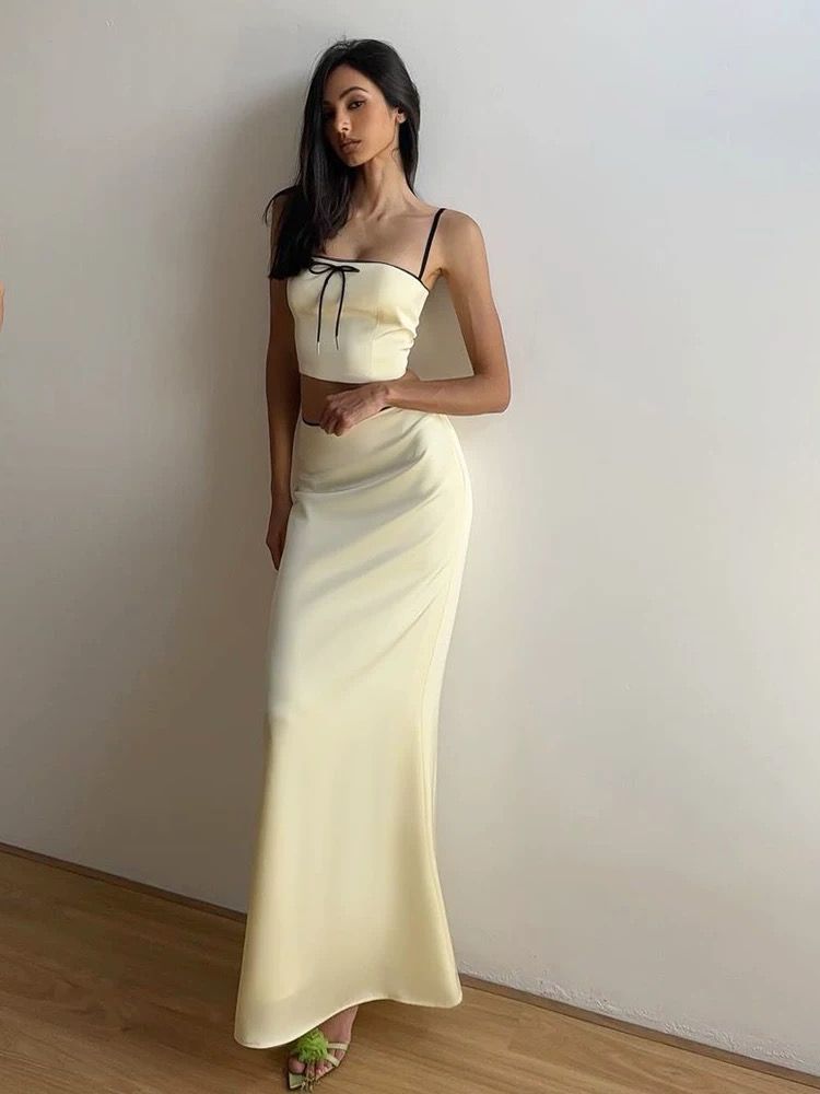 One-Shoulder Camisole High Waist Slim Flared Skirt